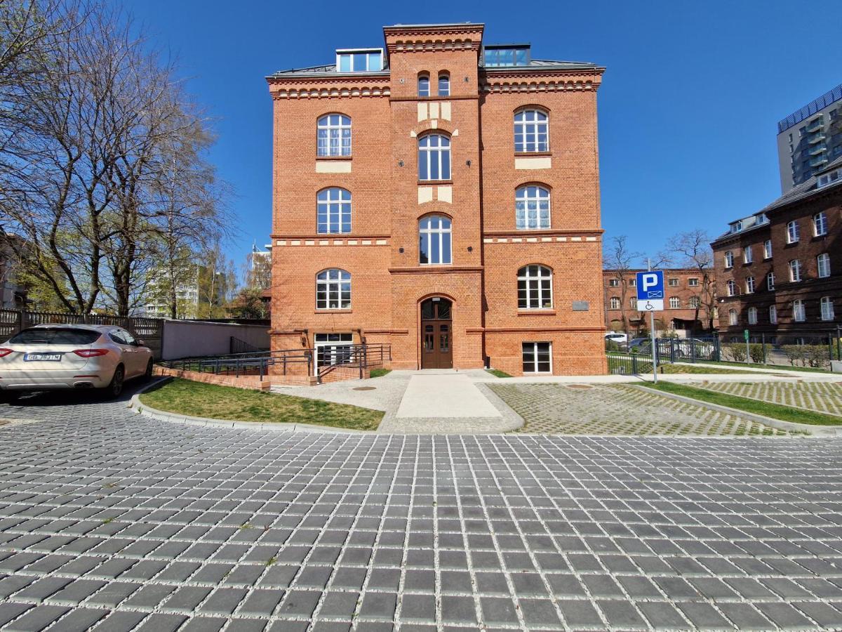 Live & Travel Apartments Waterlane Vintage Gdansk Exterior photo